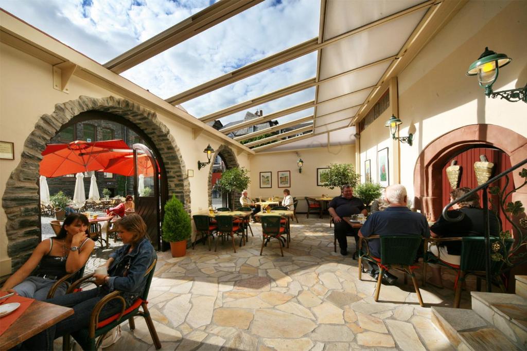 Hotel-Restaurant Moselbluemchen Bernkastel-Kues Exteriör bild